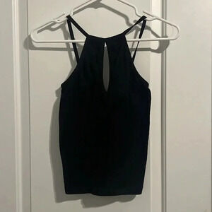 Stretchy black top